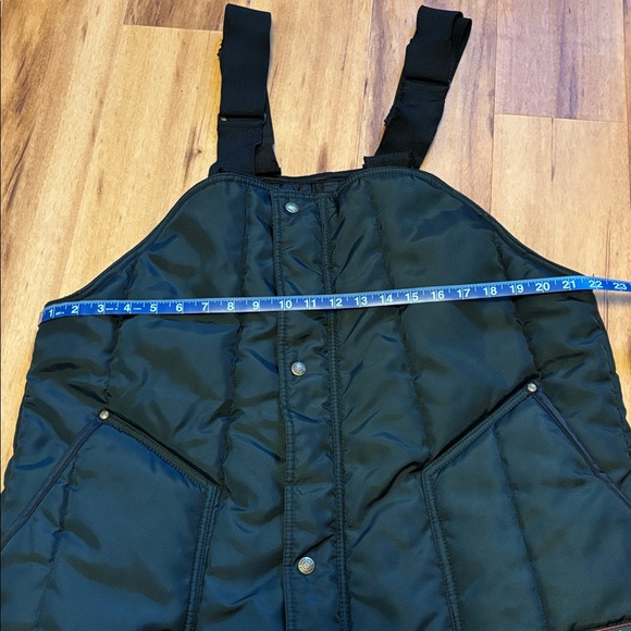 Men's Black RefrigiWear Outdoor Insulated Utility Snow Bibs, XL - Picture 4 of 10